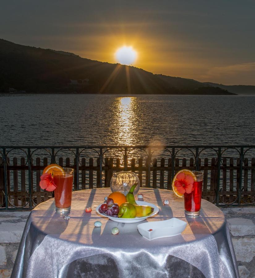 Nelli * Kassiopi